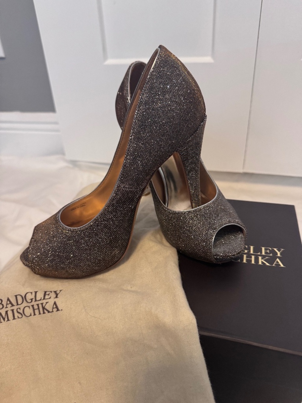 Badgley Mischka peep toe heels
